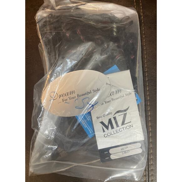 MIZ COLLECTION FULL CURLY WIG. Color 2-BUG